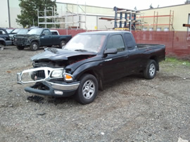 2001 TOYOTA TACOMA SR5, XTRA CAB, 2.4 L ENGINE, AUTOMATIC TRANS, 2WD, COLOR BLACK STK # T11311